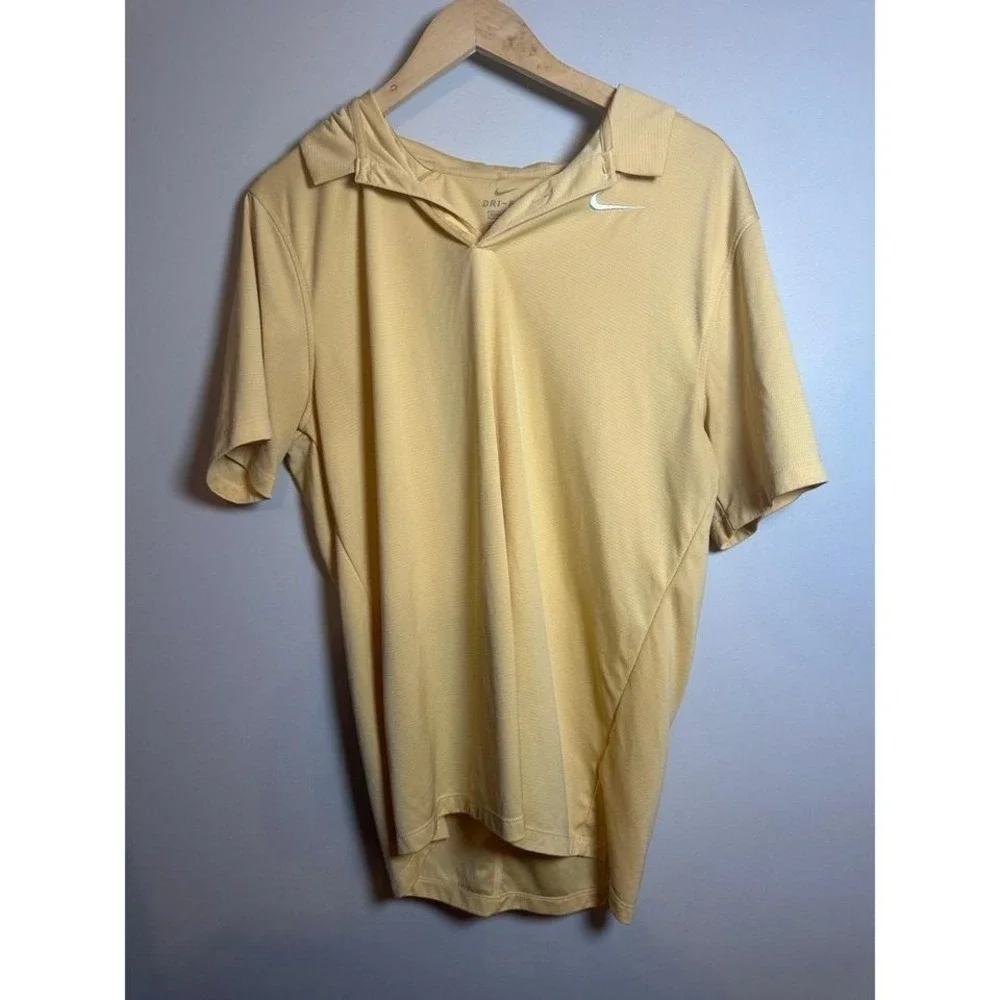 Nike Dri-FIT Mens Large Yellow Short Sleeve Golf Polo Shirt Standard Fit Swoosh